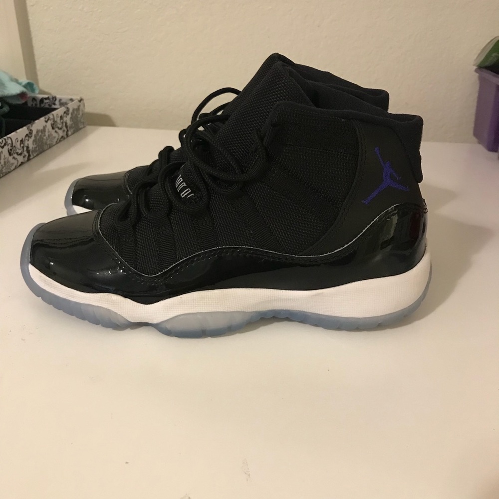 Limited edition Space jams Jordans size 4 youth